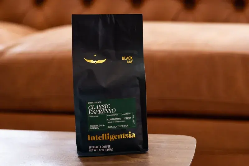 Black Cat Classic Espresso